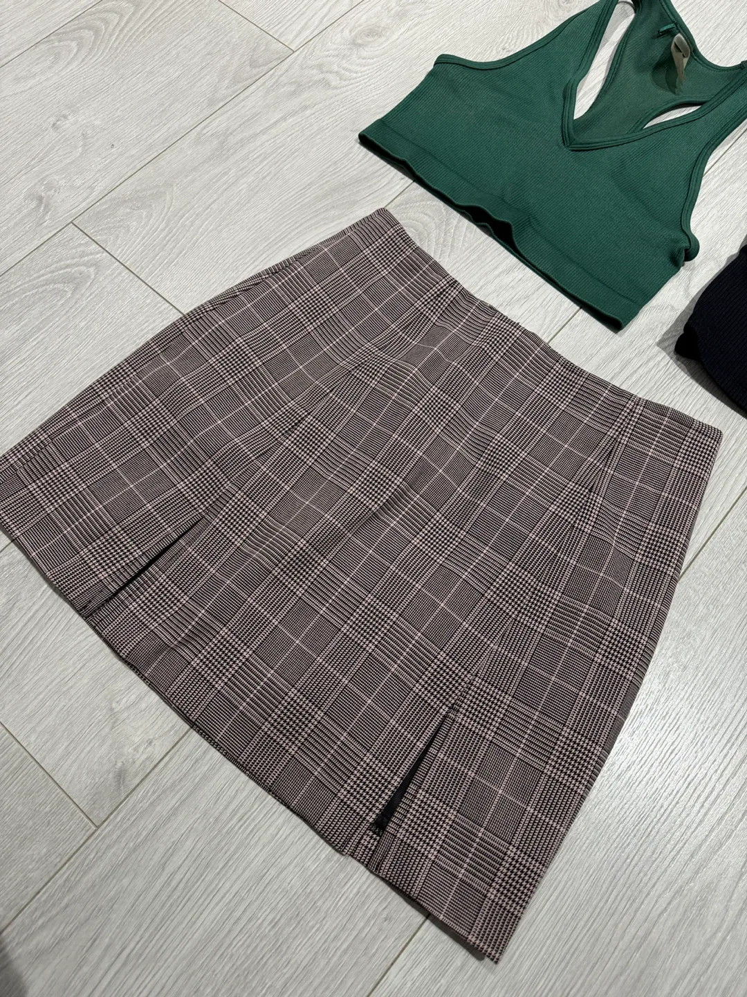 Aritzia bundle image indicator(2)