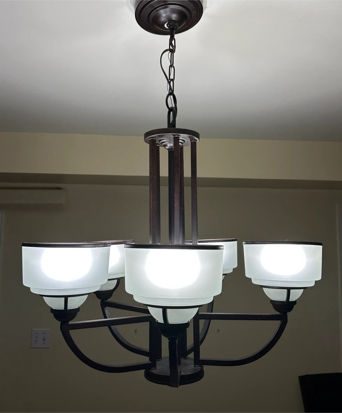 Chandelier with 5 Lights