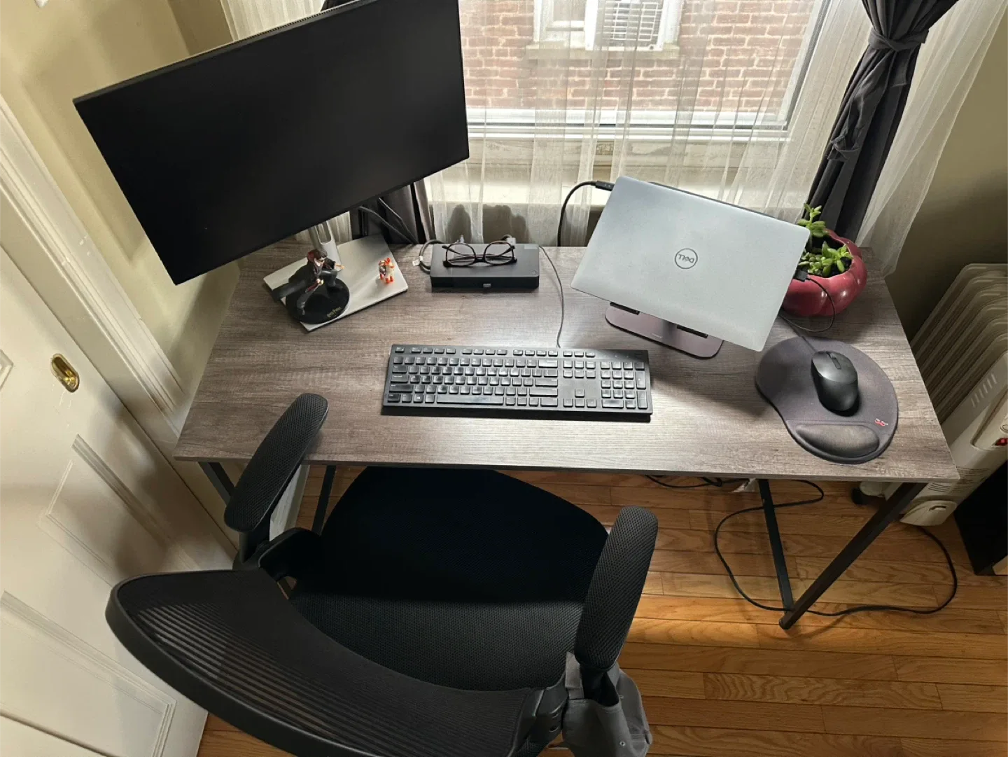 Office Desk and Chair Set image indicator(2)