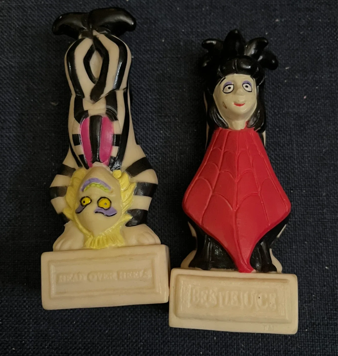 Beetlejuice Head Over Heels & Lydia Deetz Figures image indicator(2)