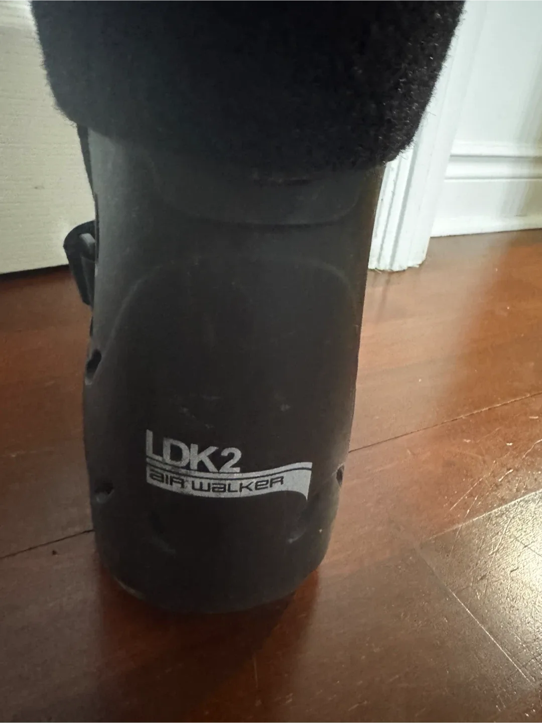 LDK2 Air Walker Boot, Size Small image indicator(3)