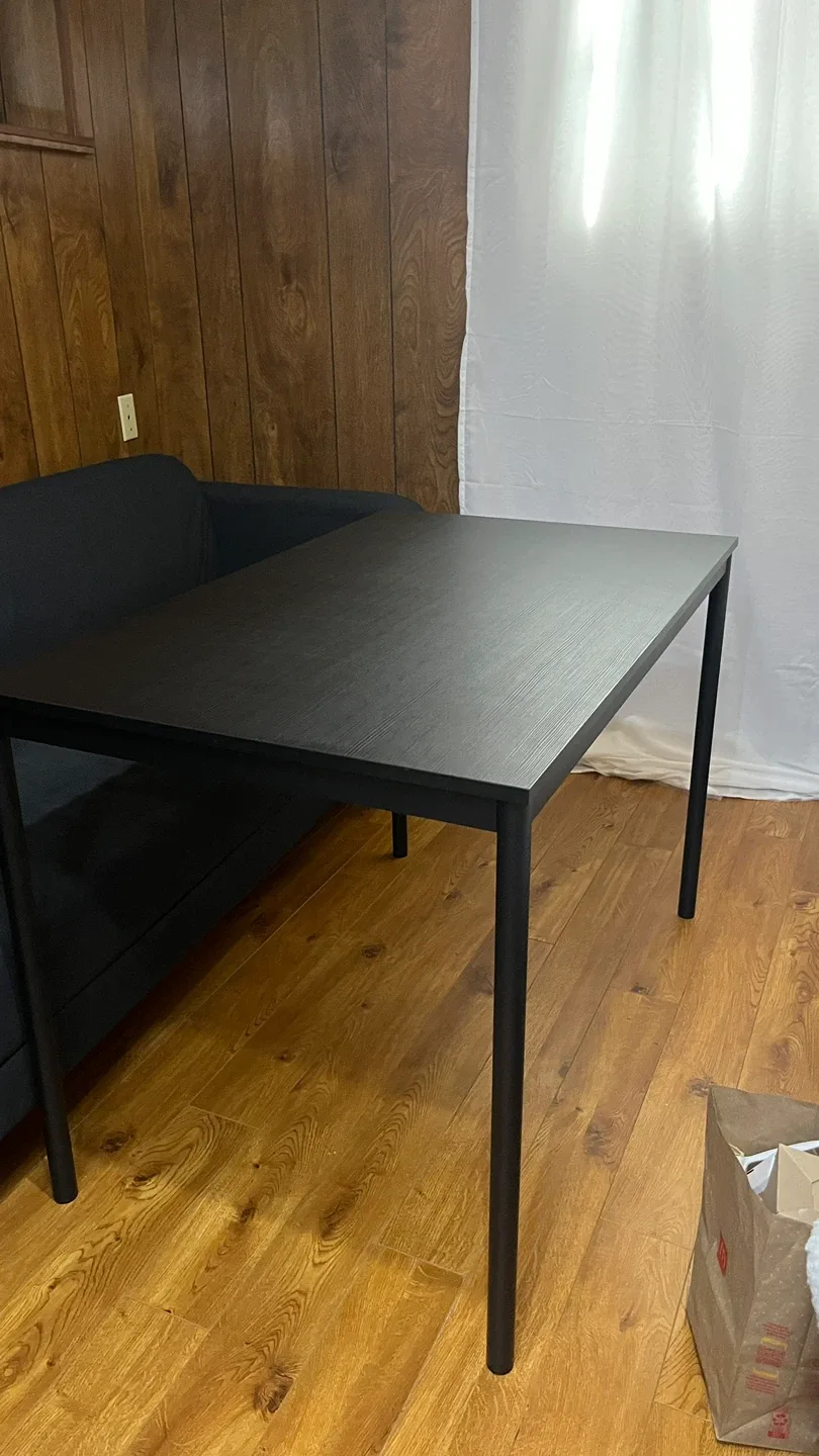 IKEA Black Table image indicator(2)