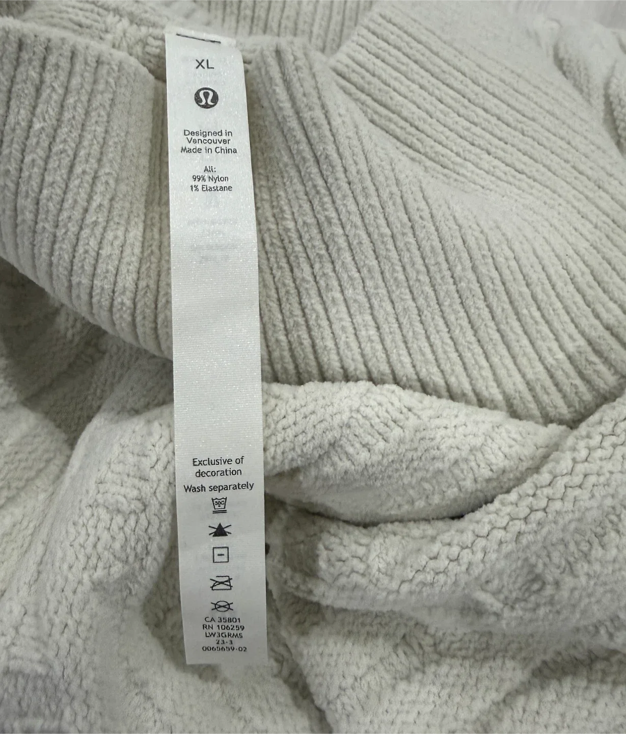 Lululemon cable knit relaxed fit sweater image indicator(3)