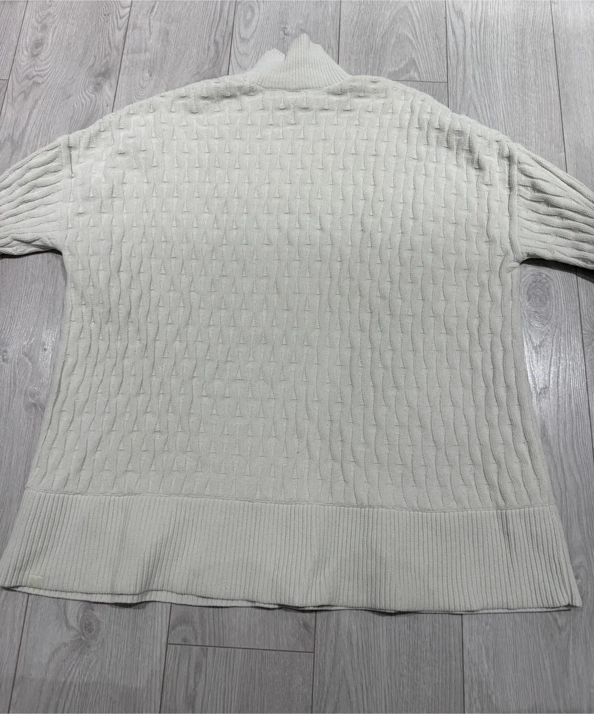 Lululemon cable knit relaxed fit sweater image indicator(4)