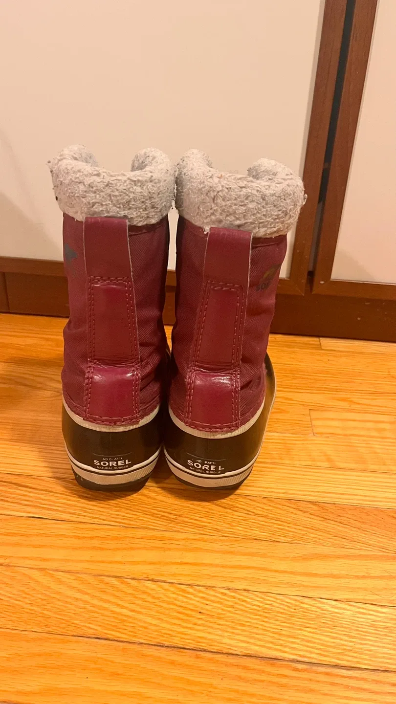 Sorel Winter Boots, Size 4 Girls image indicator(3)