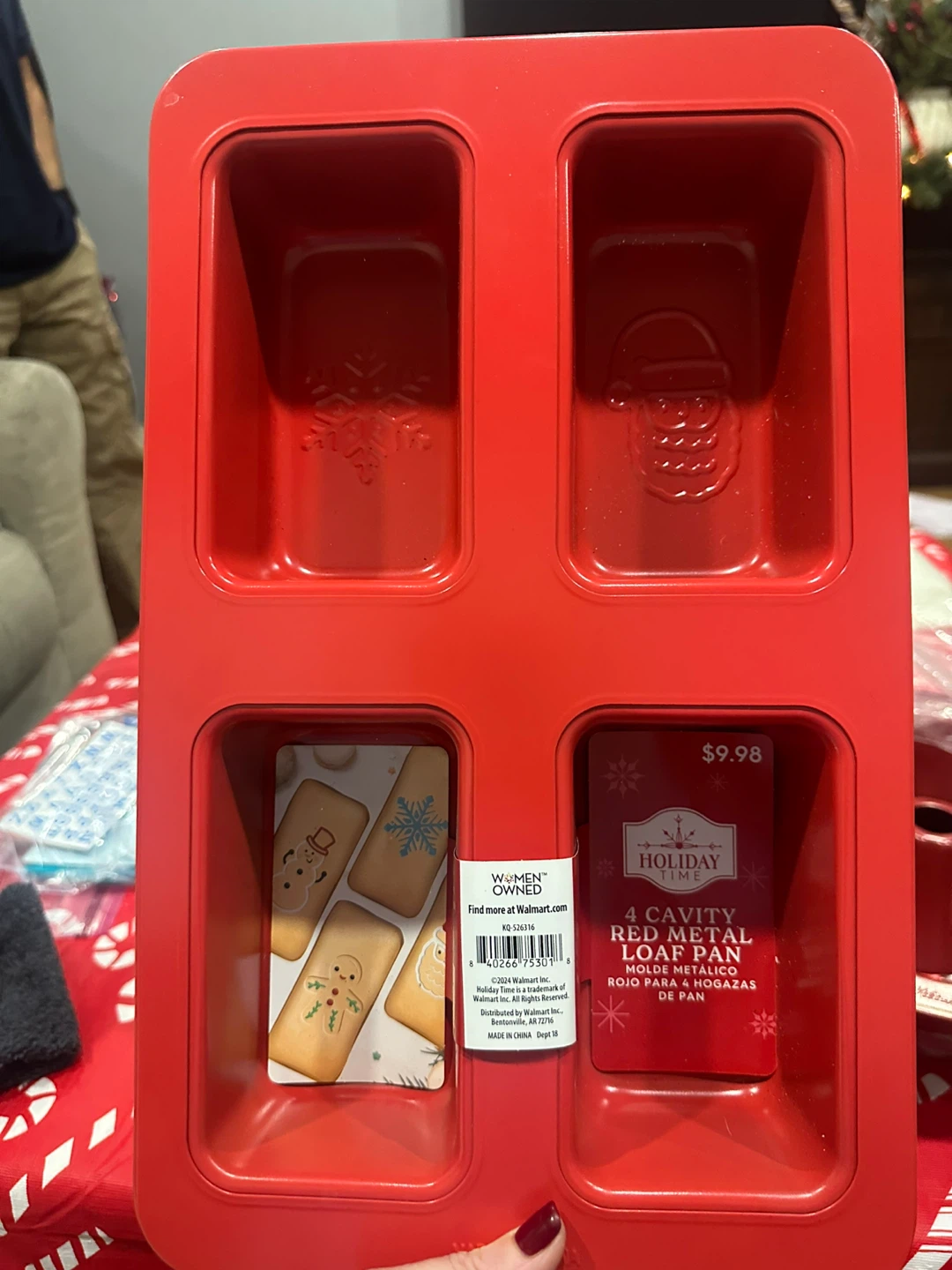 Wilton Christmas Red Fluted Tube Cake Pan & Holiday Loaf Pan - photo 2