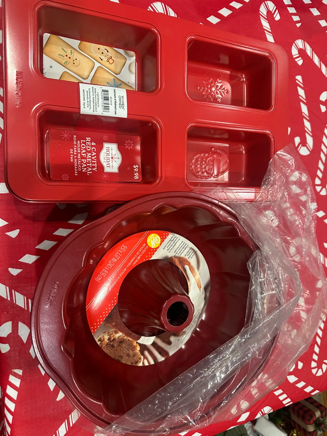 Wilton Christmas Red Fluted Tube Cake Pan & Holiday Loaf Pan