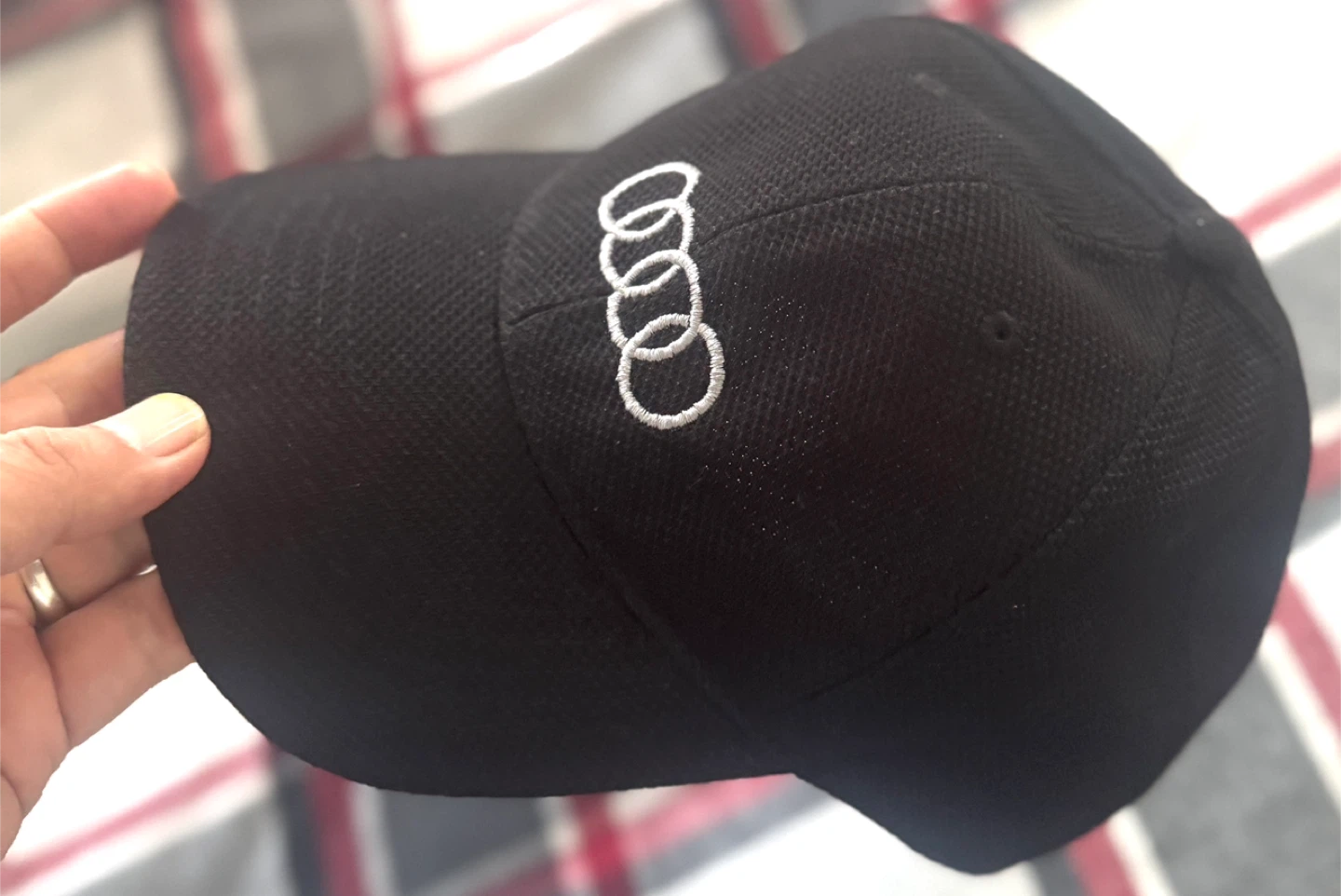 Audi Centre Oakville Black Cap - photo 2