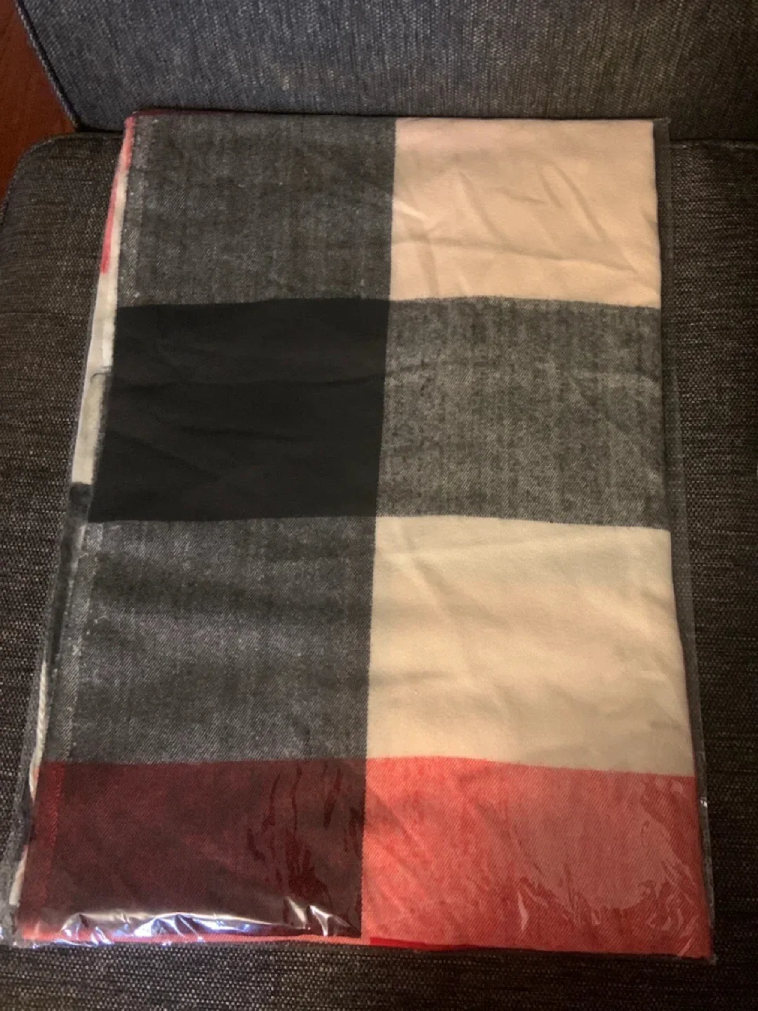 Plaid Scarf with Fringe - Red, Grey, White image indicator(2)