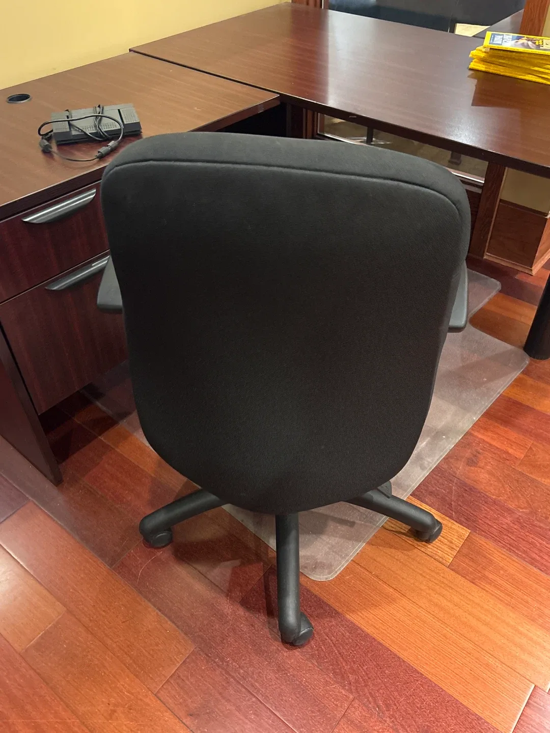 Black Office Chair image indicator(2)