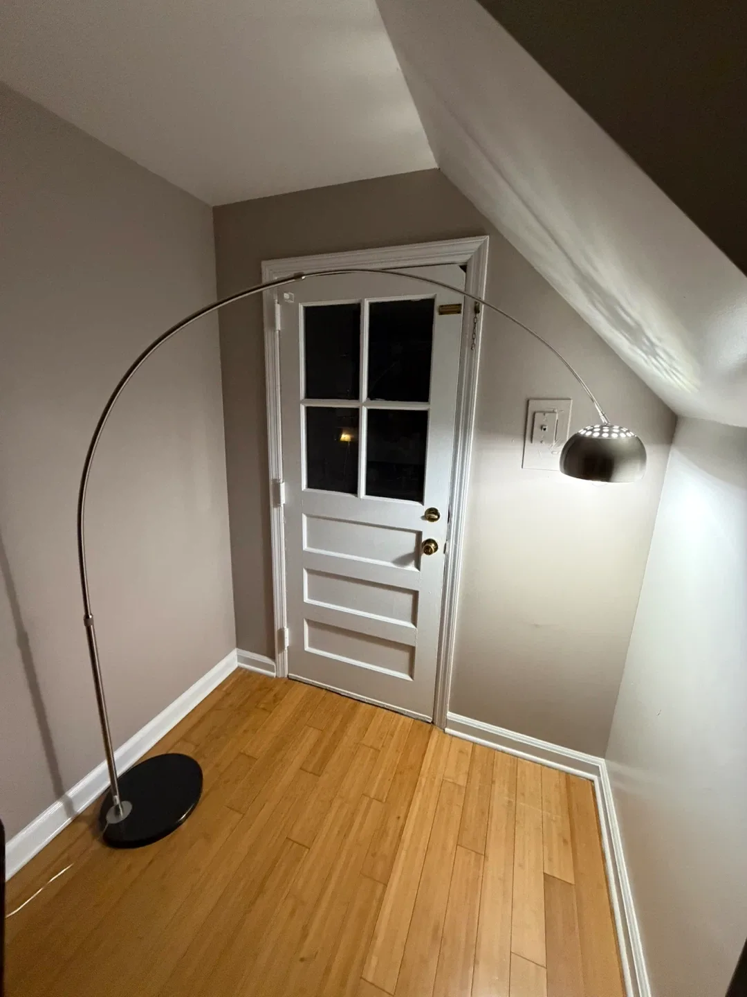 George Oliver Noland Arched Floor Lamp image indicator(4)