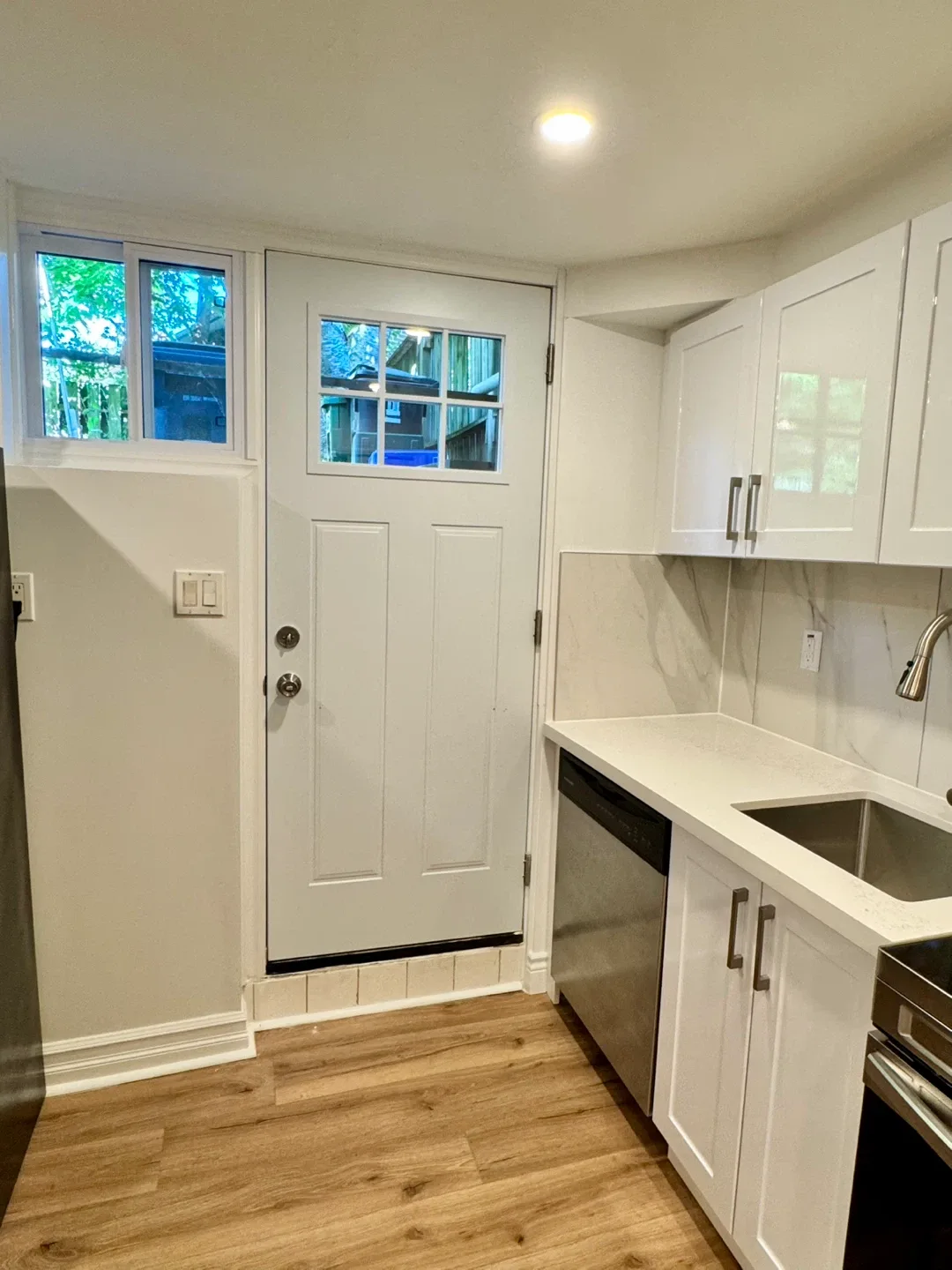 For Rent- bright Basement appartment image indicator(3)