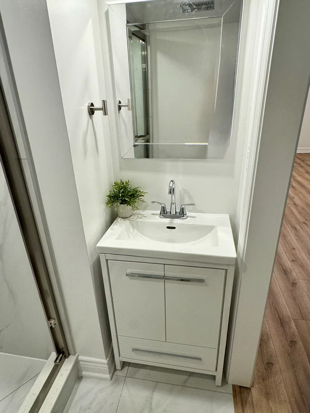 For Rent- bright Basement appartment image indicator(8)