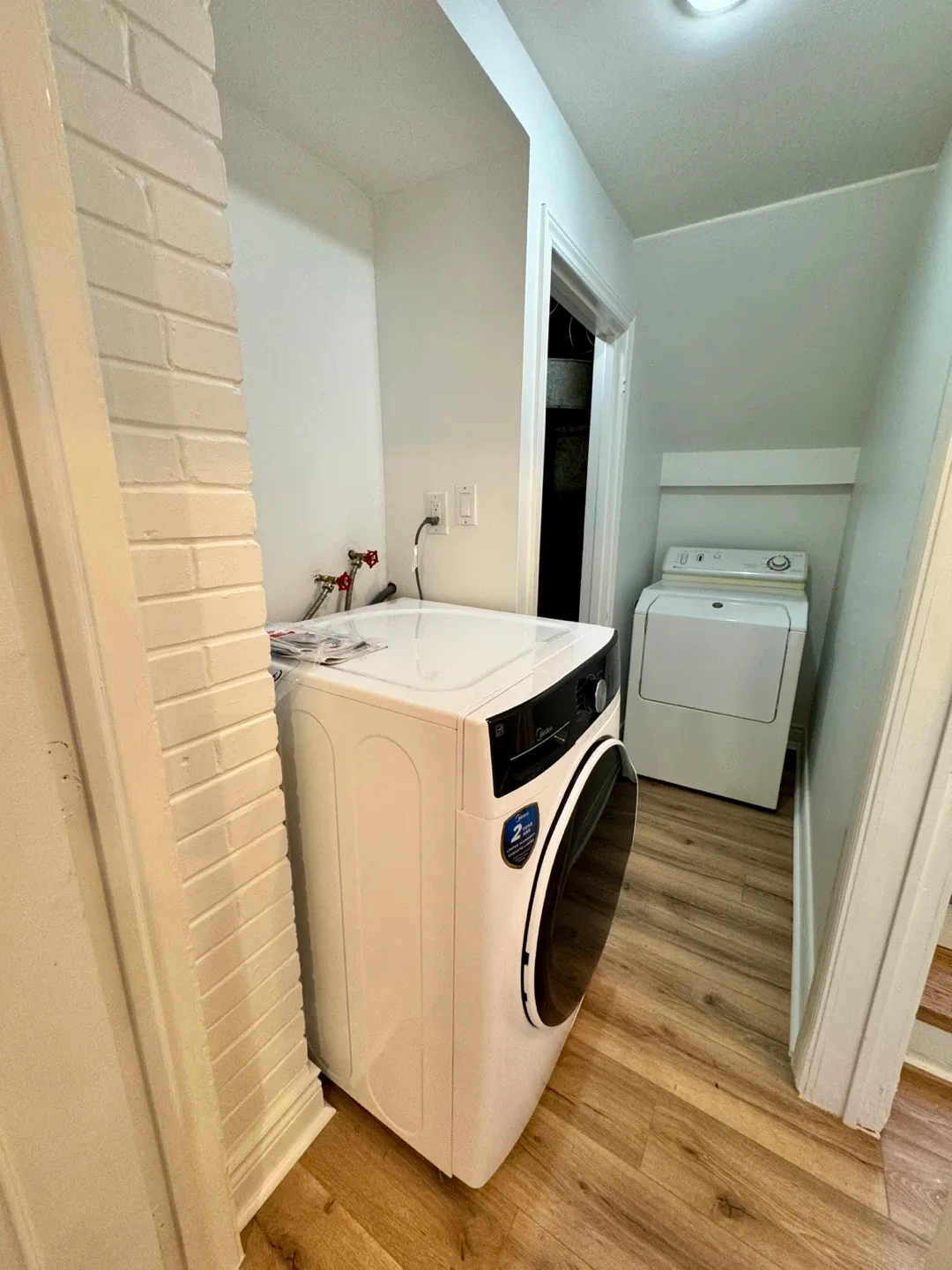 For Rent- bright Basement appartment image indicator(9)