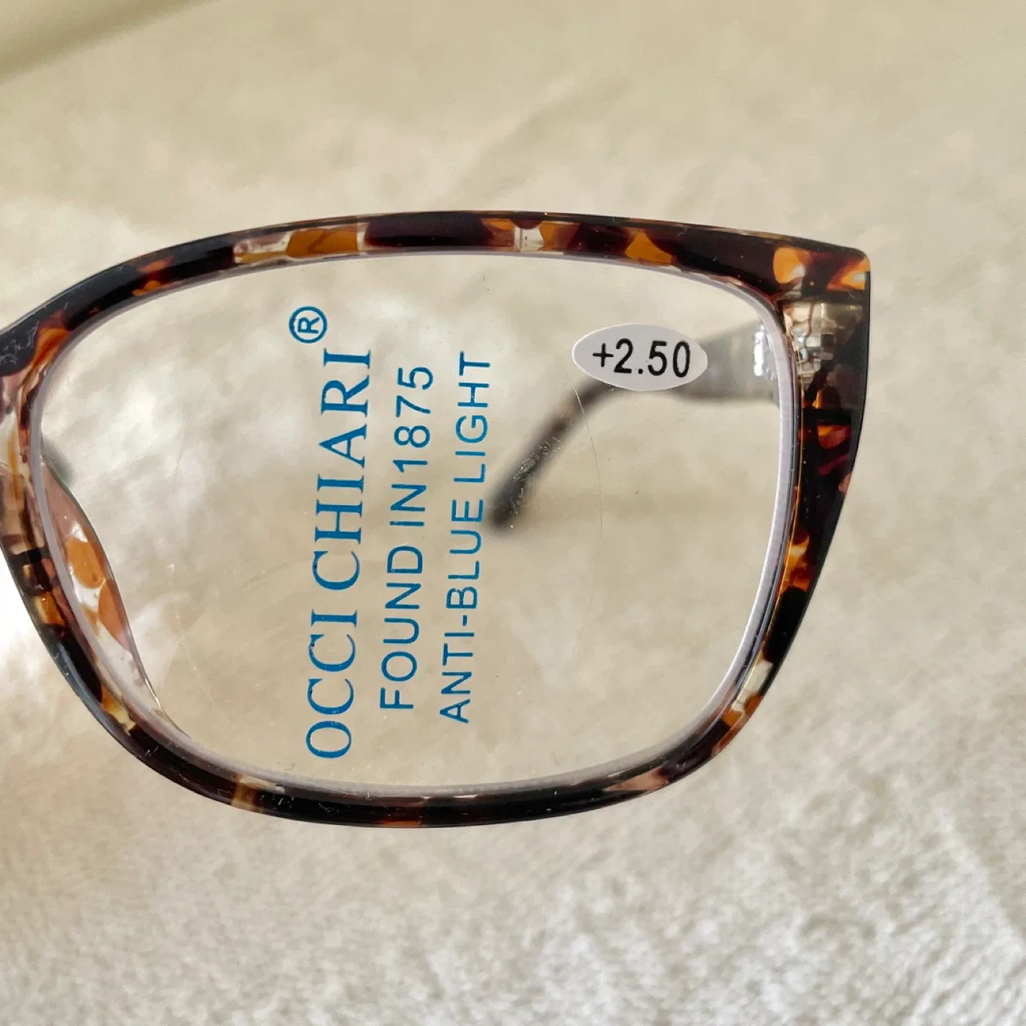 NEW✨+2.5 Bifocal Reading Glasses for Women image indicator(2)