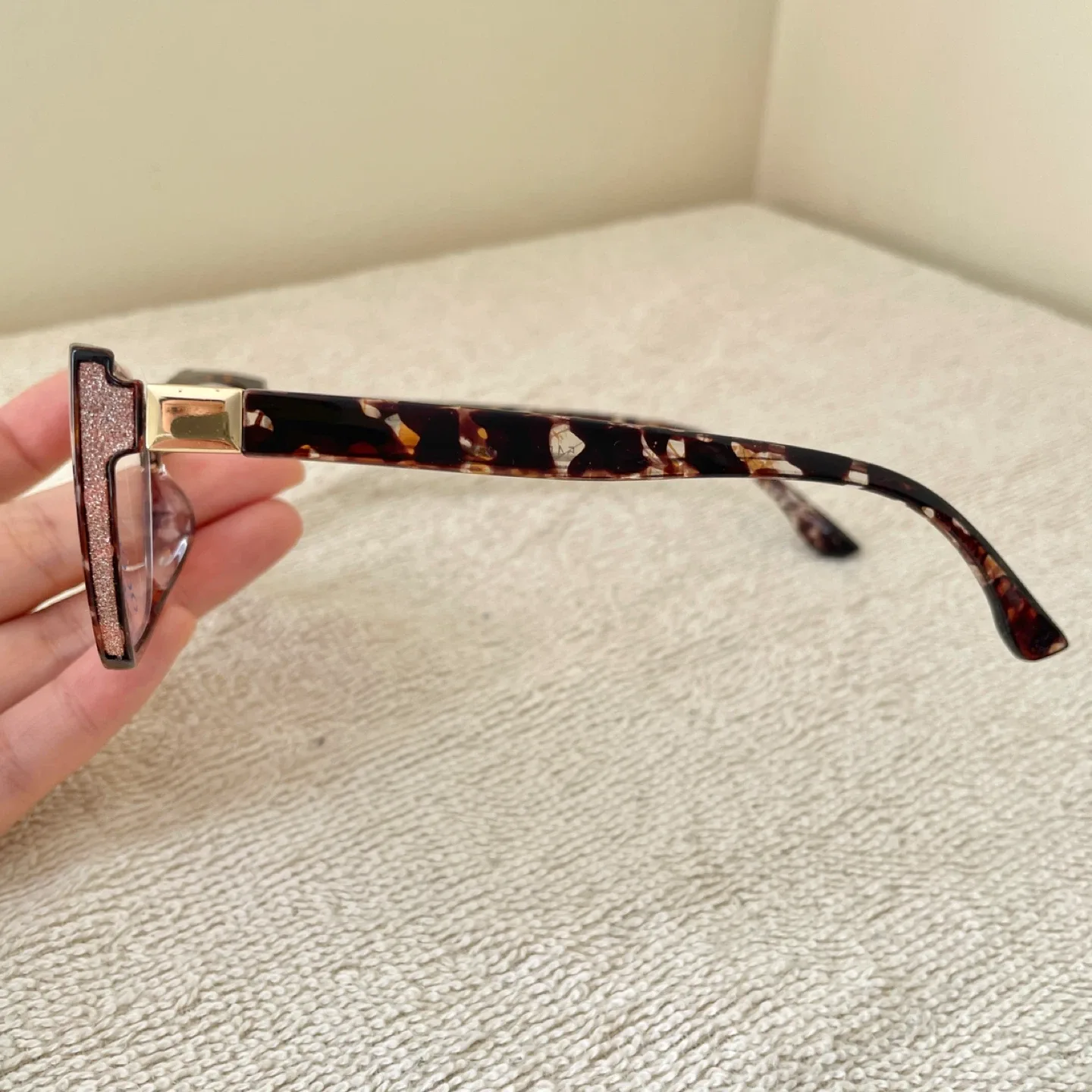 NEW✨+2.5 Bifocal Reading Glasses for Women image indicator(4)