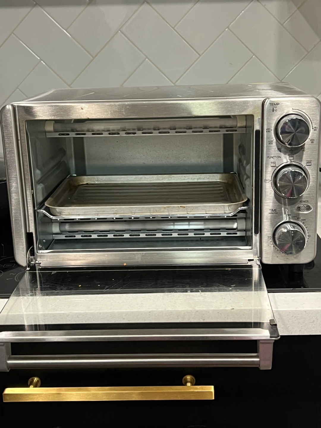 Comfee Toaster Oven - Great Condition - photo 2