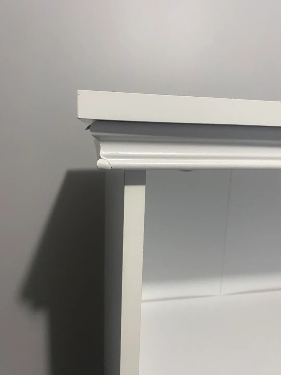 White Bookcase image indicator(2)