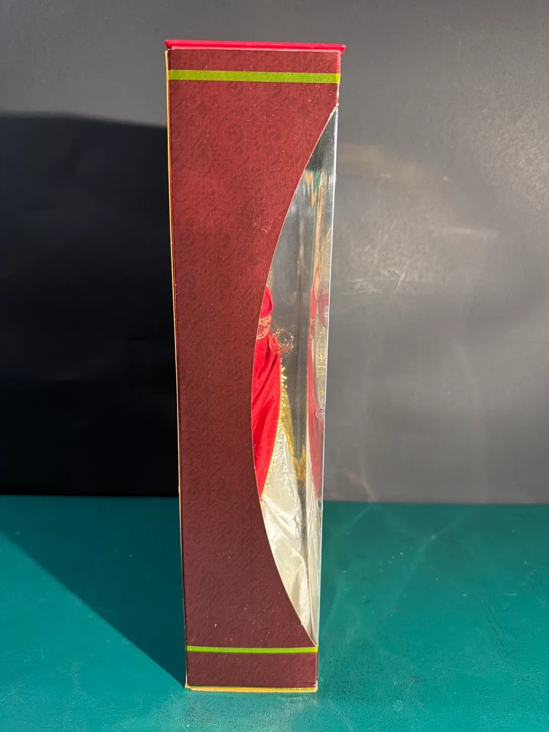 Holiday Angel Barbie Collector Edition image indicator(3)