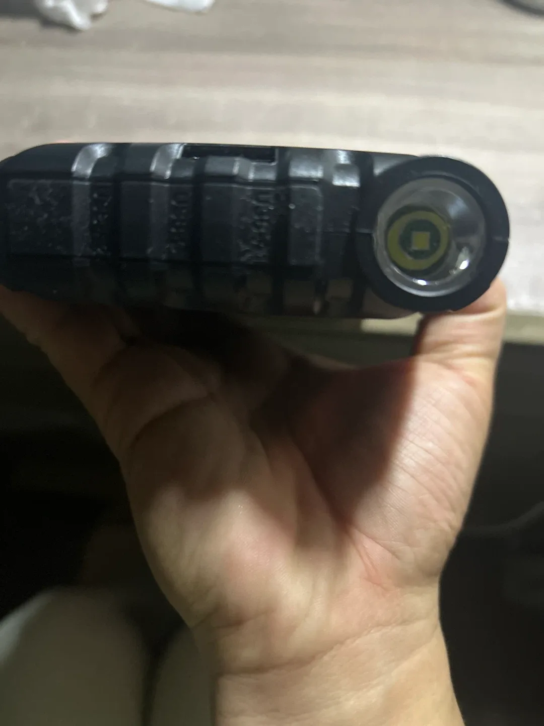 Solar Crank Flashlight image indicator(2)