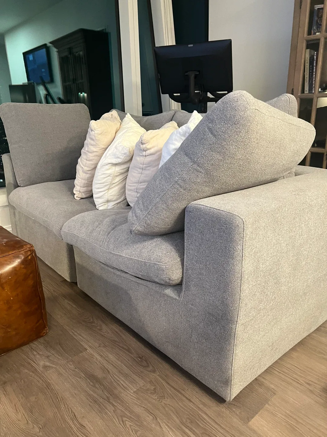 Juno Housing Classic Modular 2-Seater Sofa image indicator(3)