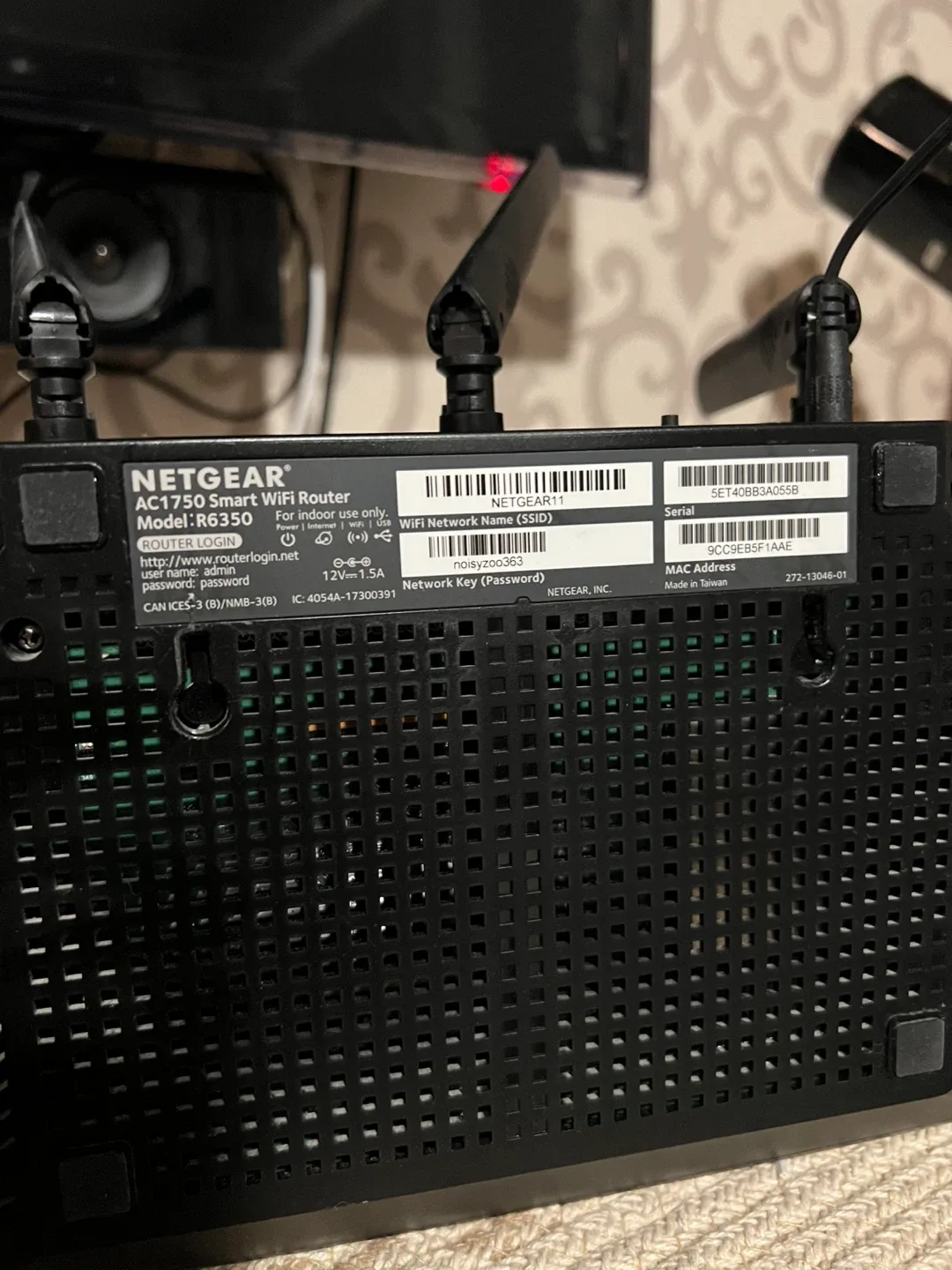 Netgear AC1750 Smart WiFi Router - Model R6350 image indicator(4)