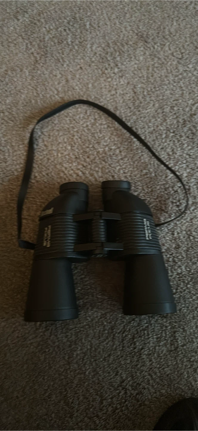 Bushnell 10x50 Binoculars with Case