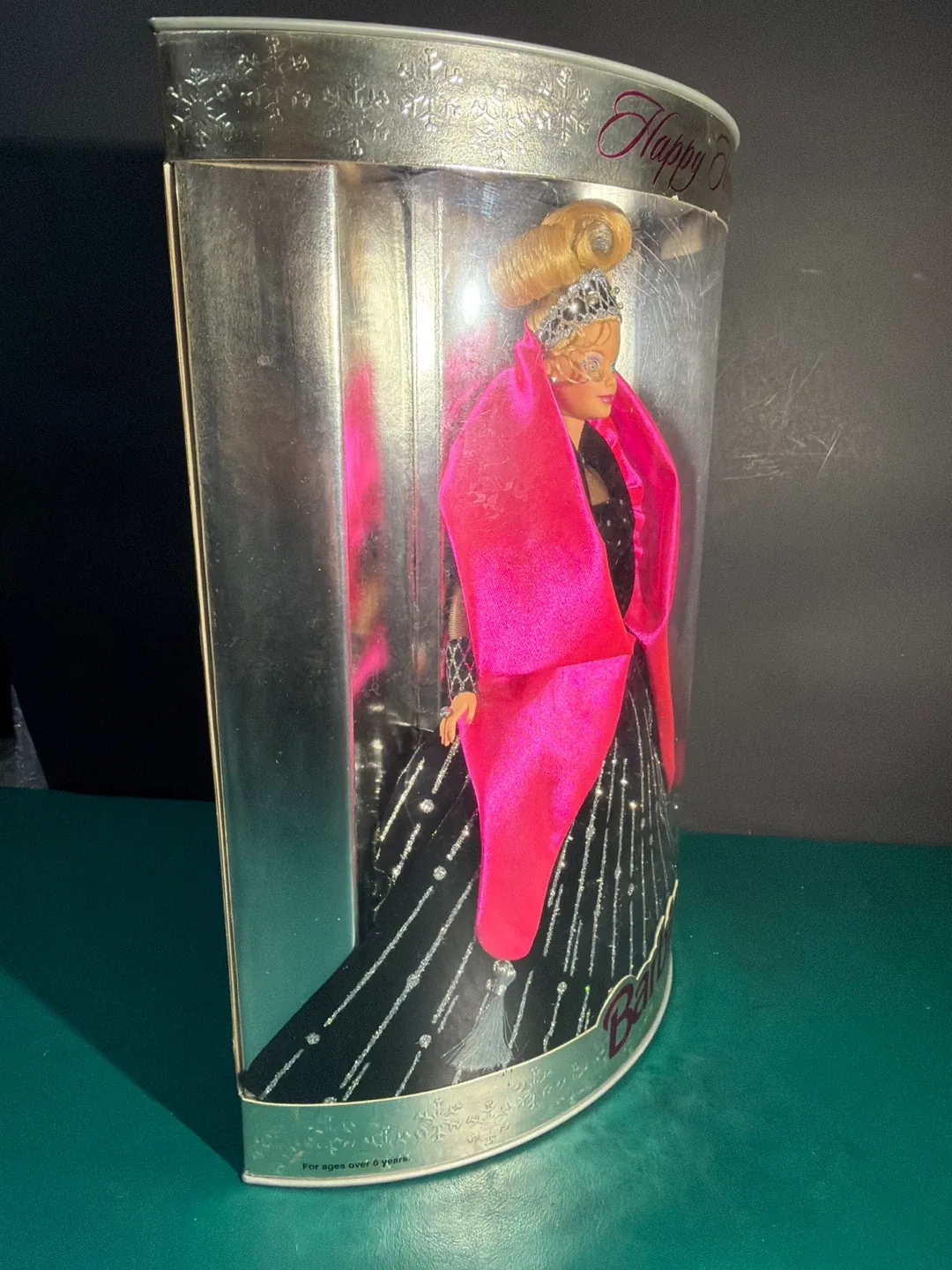 Happy Holidays Barbie Doll Special Edition 1998 image indicator(3)