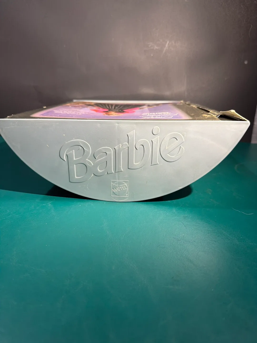 Happy Holidays Barbie Doll Special Edition 1998 image indicator(8)