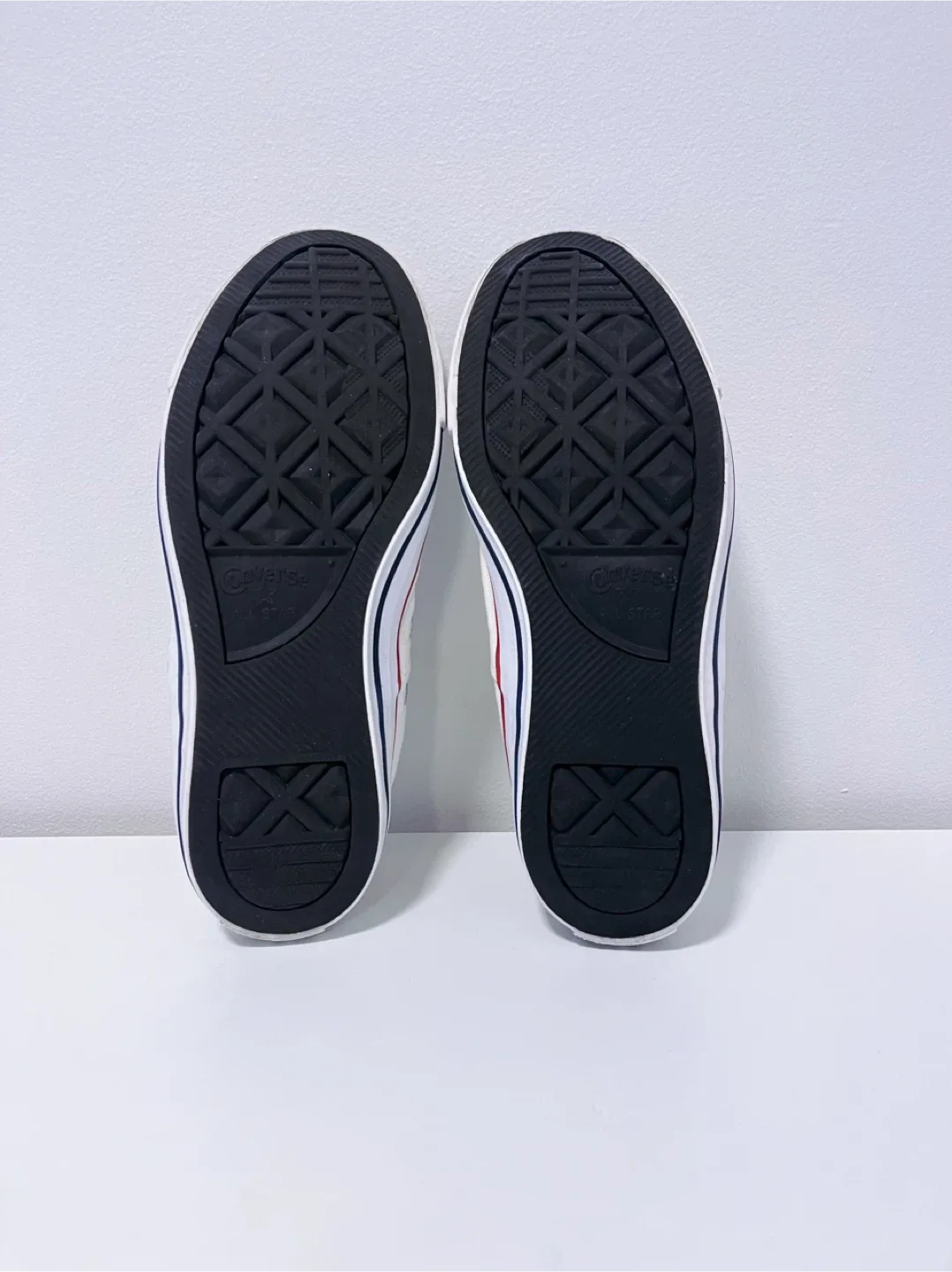 Converse All Star Low Top - Women's US 9 Men’s US 7 image indicator(2)