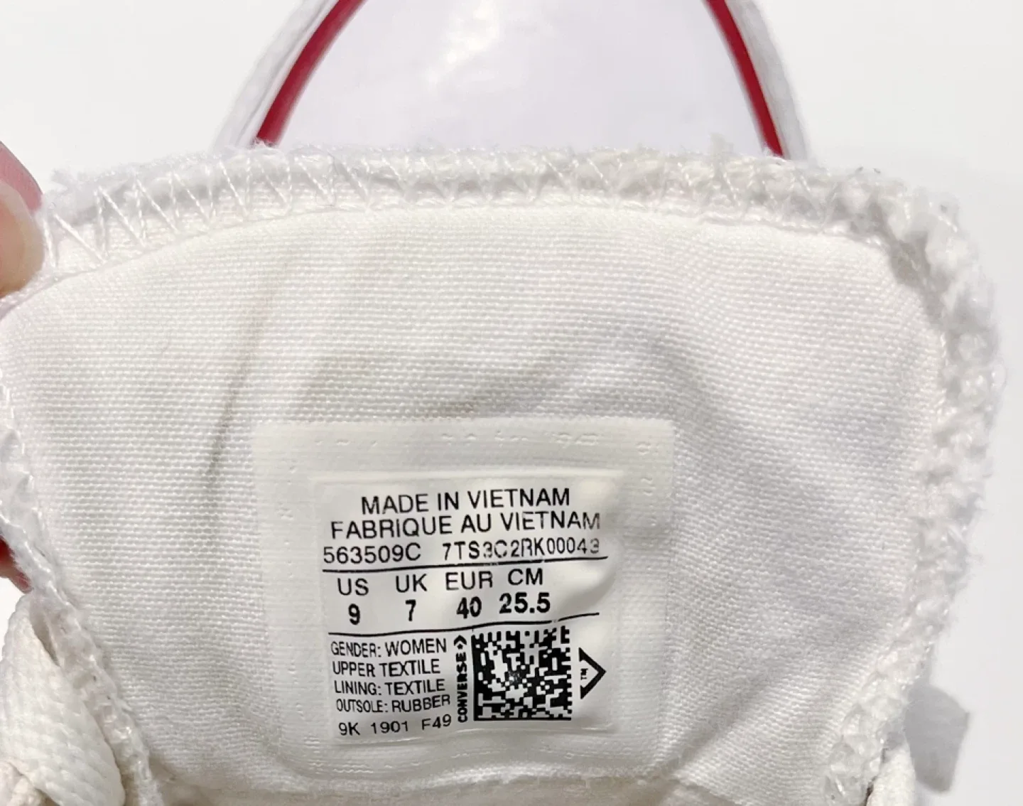 Converse All Star Low Top - Women's US 9 Men’s US 7 image indicator(3)