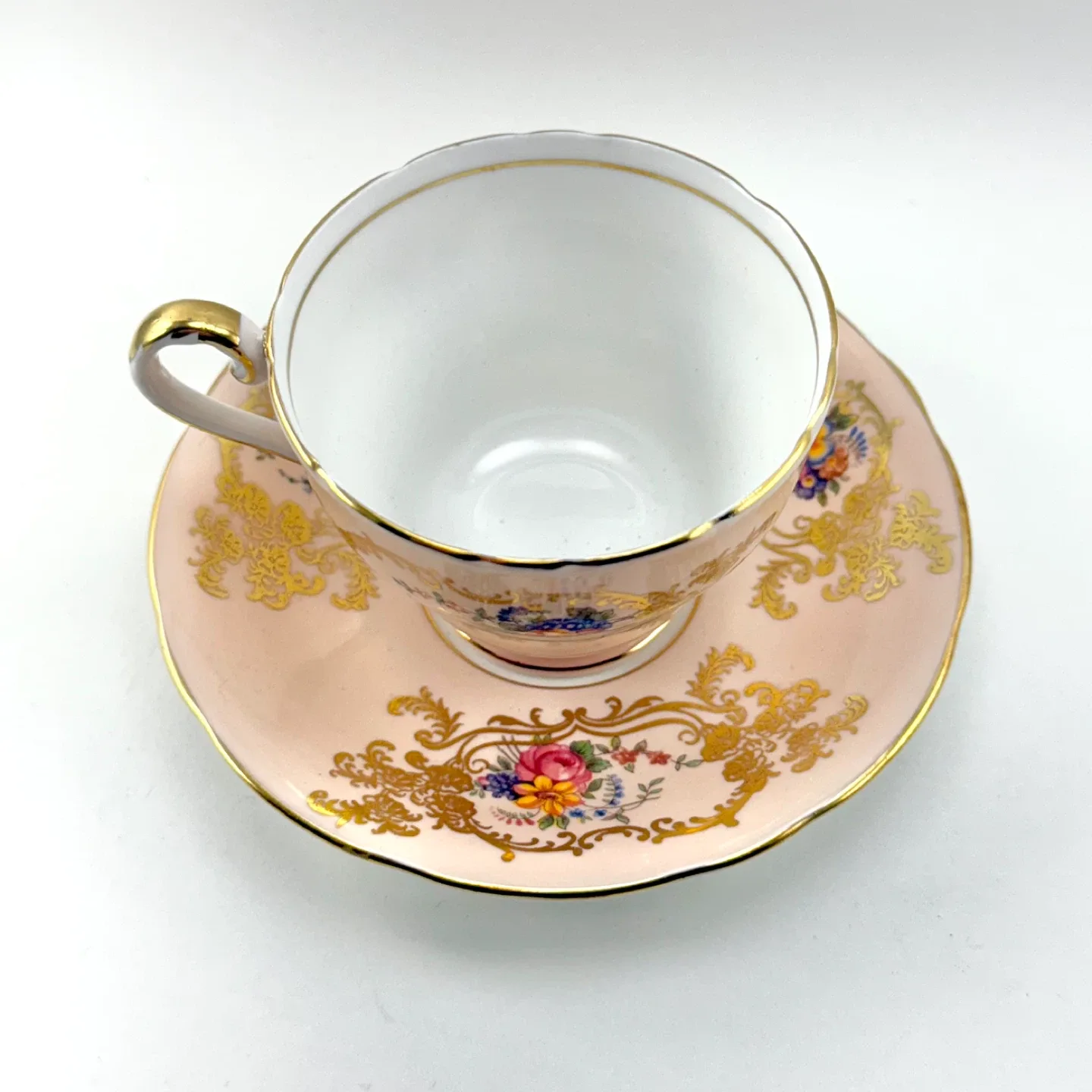 Aynsley ecru teacup image indicator(2)