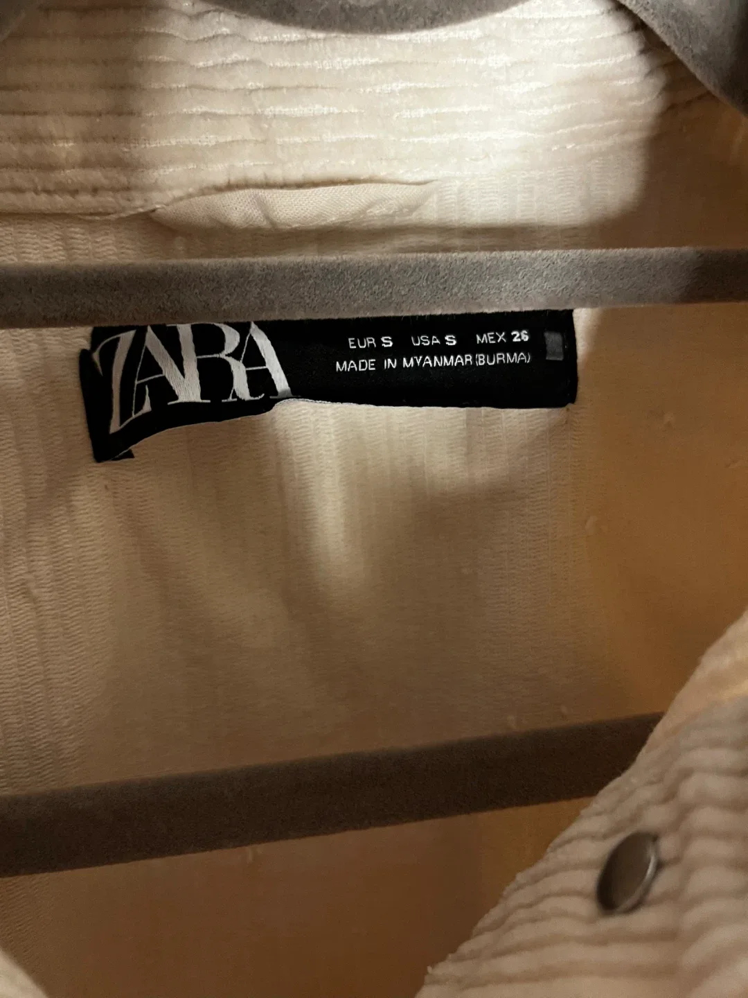 Zara Corduroy Shirt Jacket - S image indicator(3)