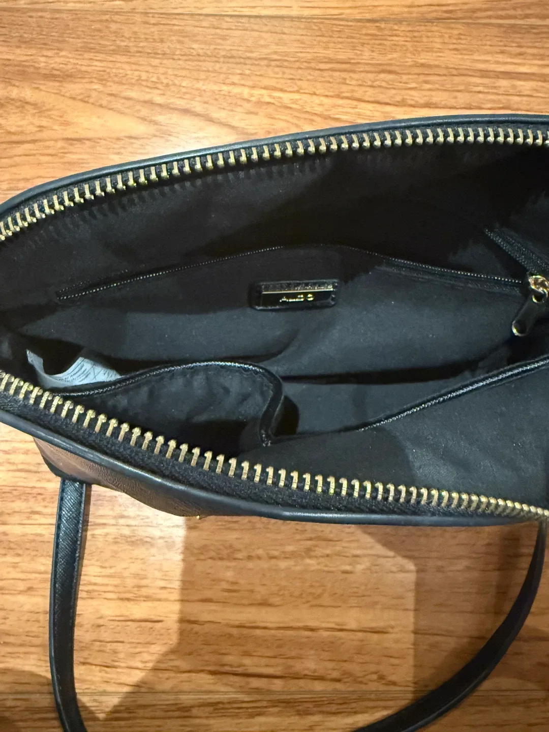 Aldo Black Handbag image indicator(2)