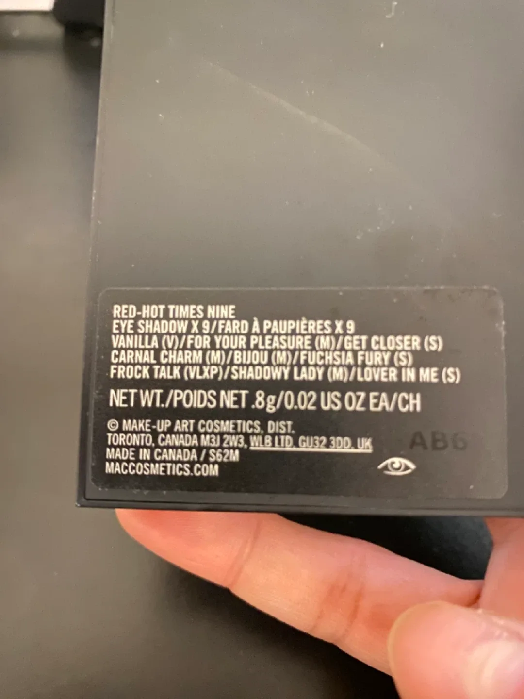 MAC Red-Hot Times Nine Eyeshadow Palette image indicator(3)