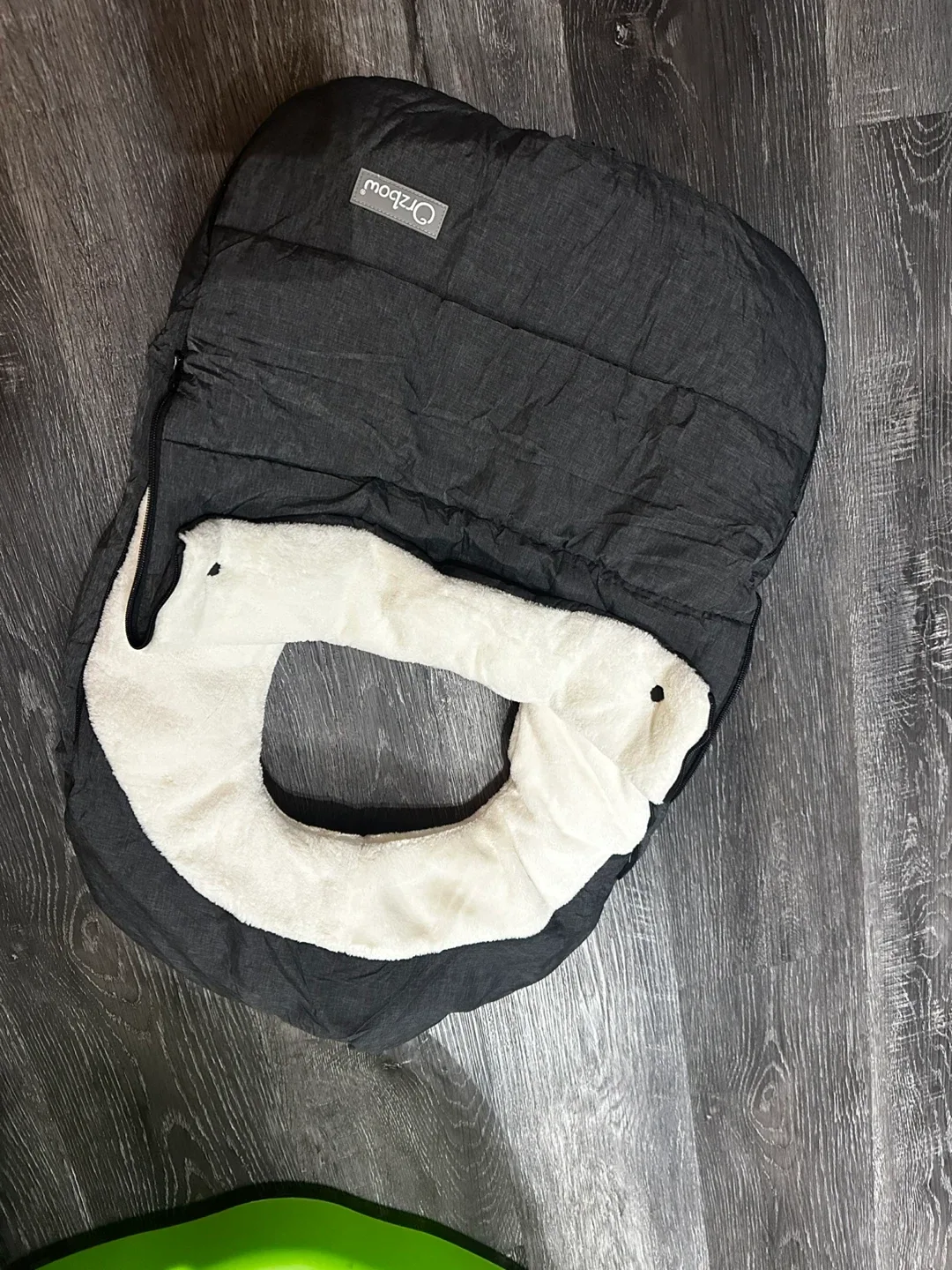Orzbow Baby Stroller Footmuff $15q