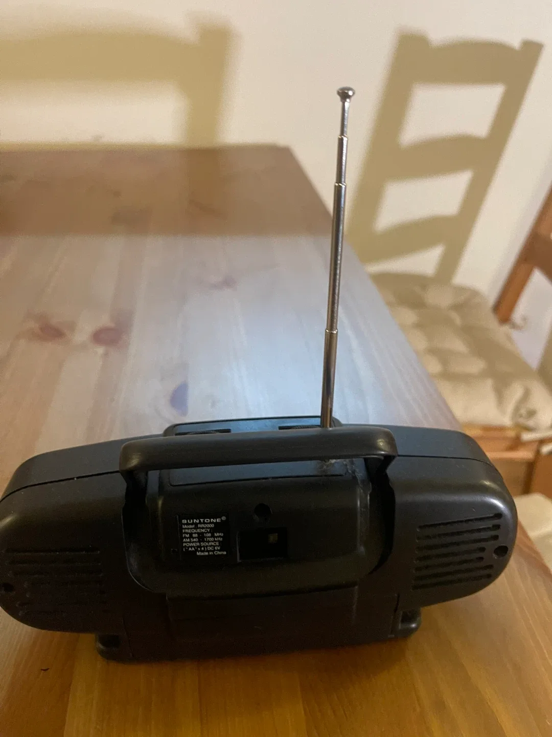 Suntone AM/FM Portable Radio