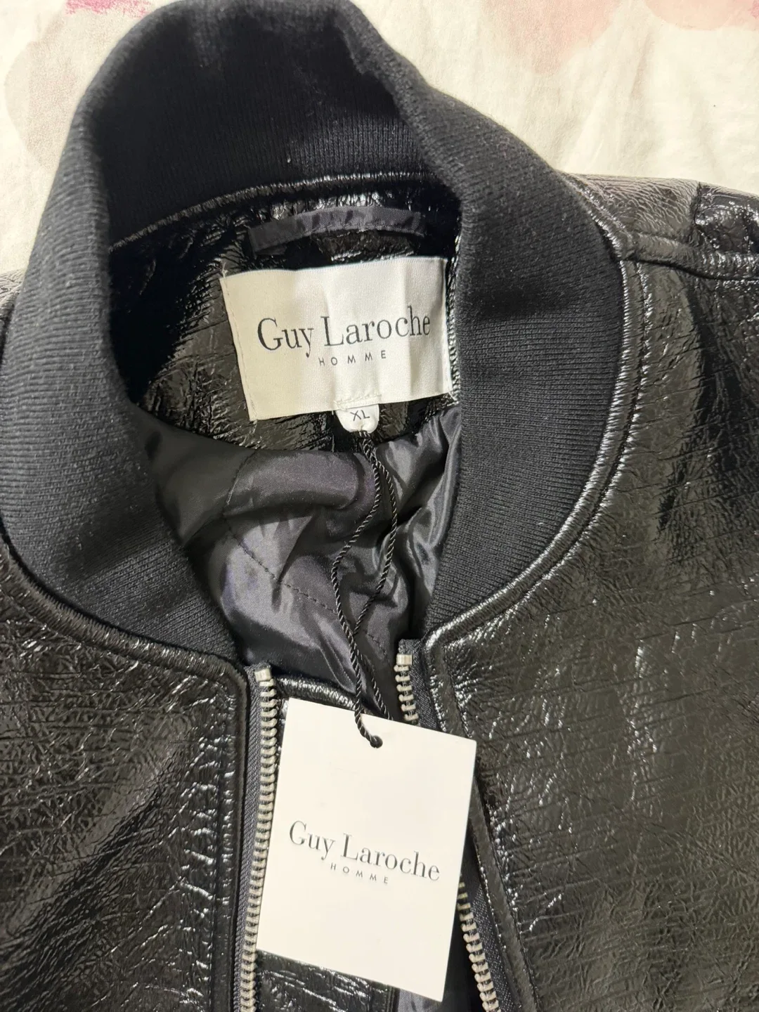 Guy Laroche Black Bomber Jacket XL image indicator(2)