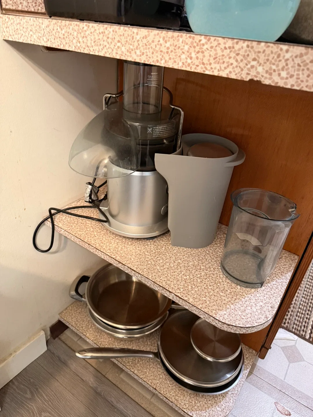 Take all kitchen appliances image indicator(4)