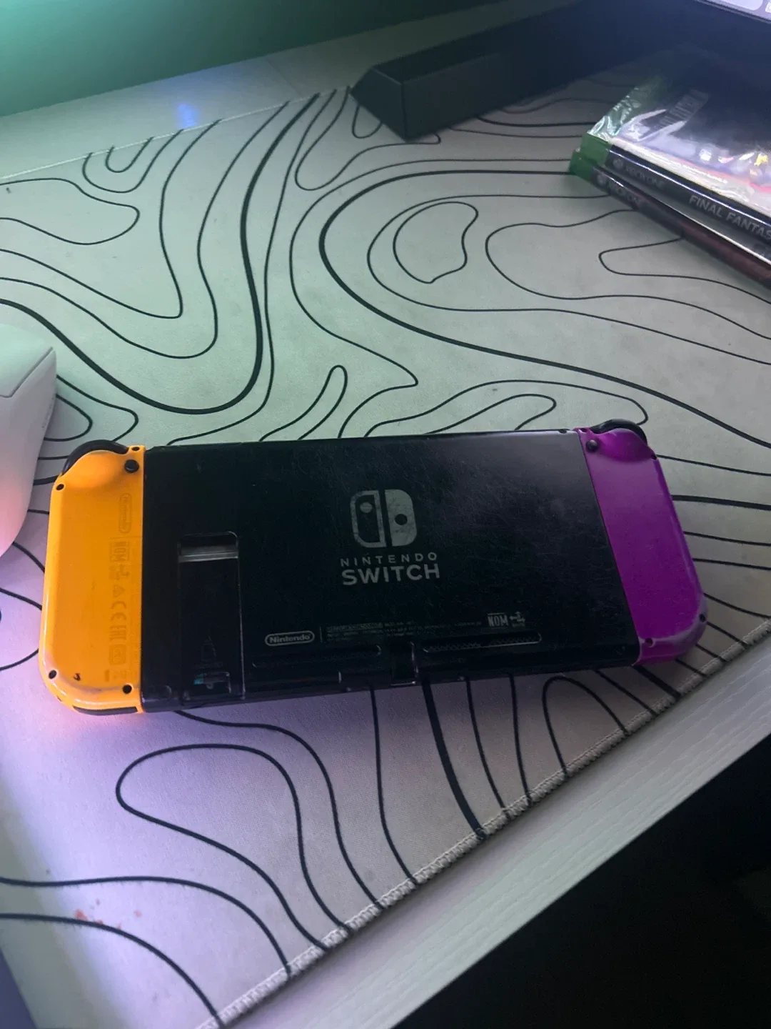 Nintendo Switch - Neon Purple/Orange image indicator(2)