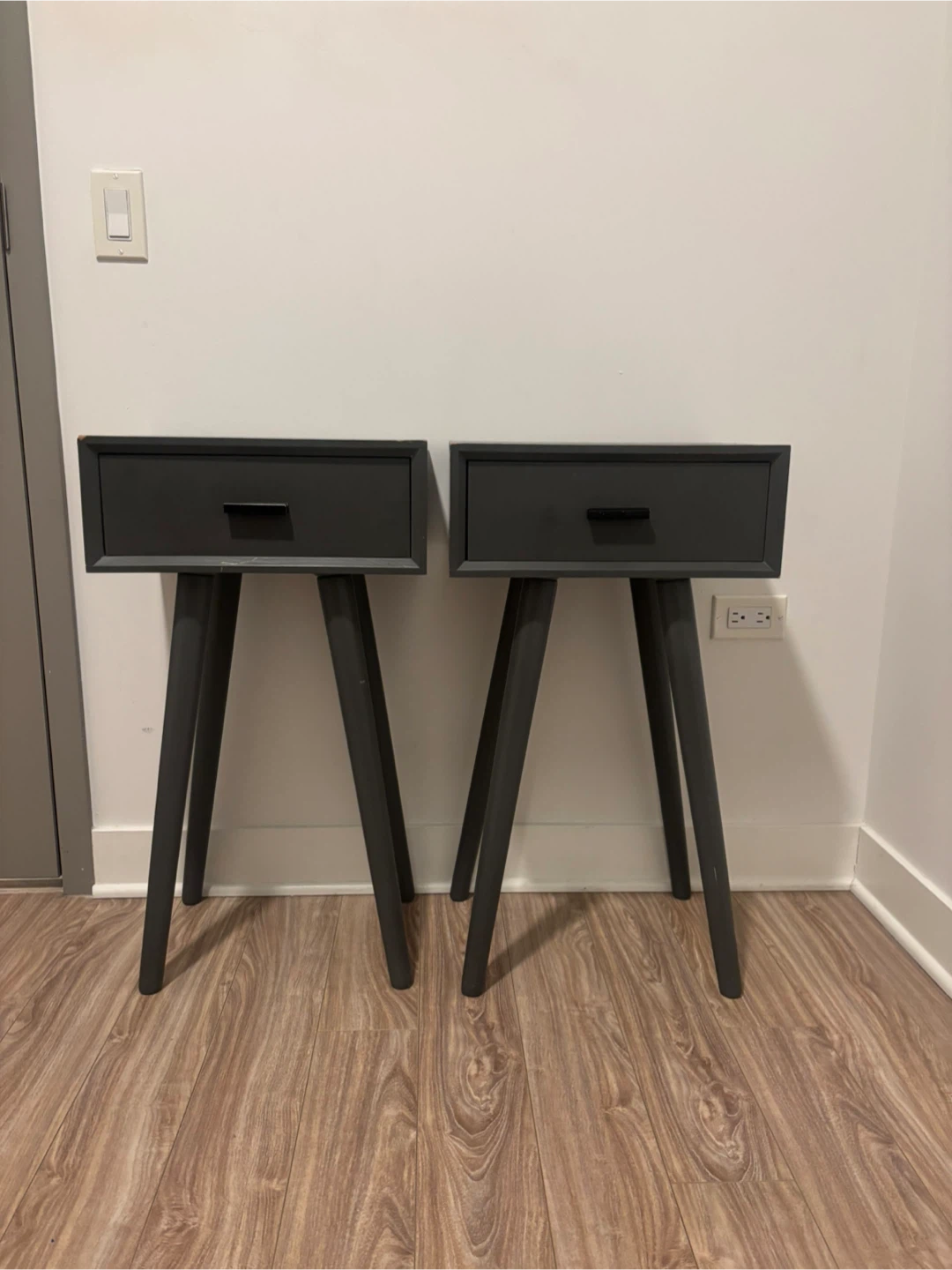 Pair of Gray Nightstand/End table - photo 3