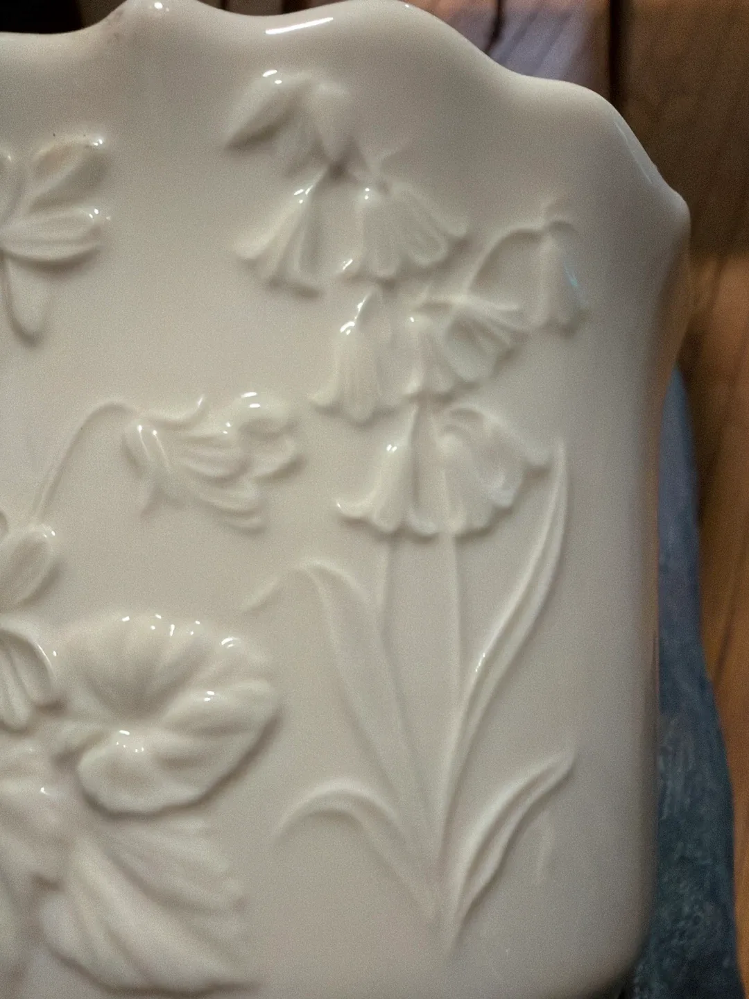 Lenox Vase with Box image indicator(2)