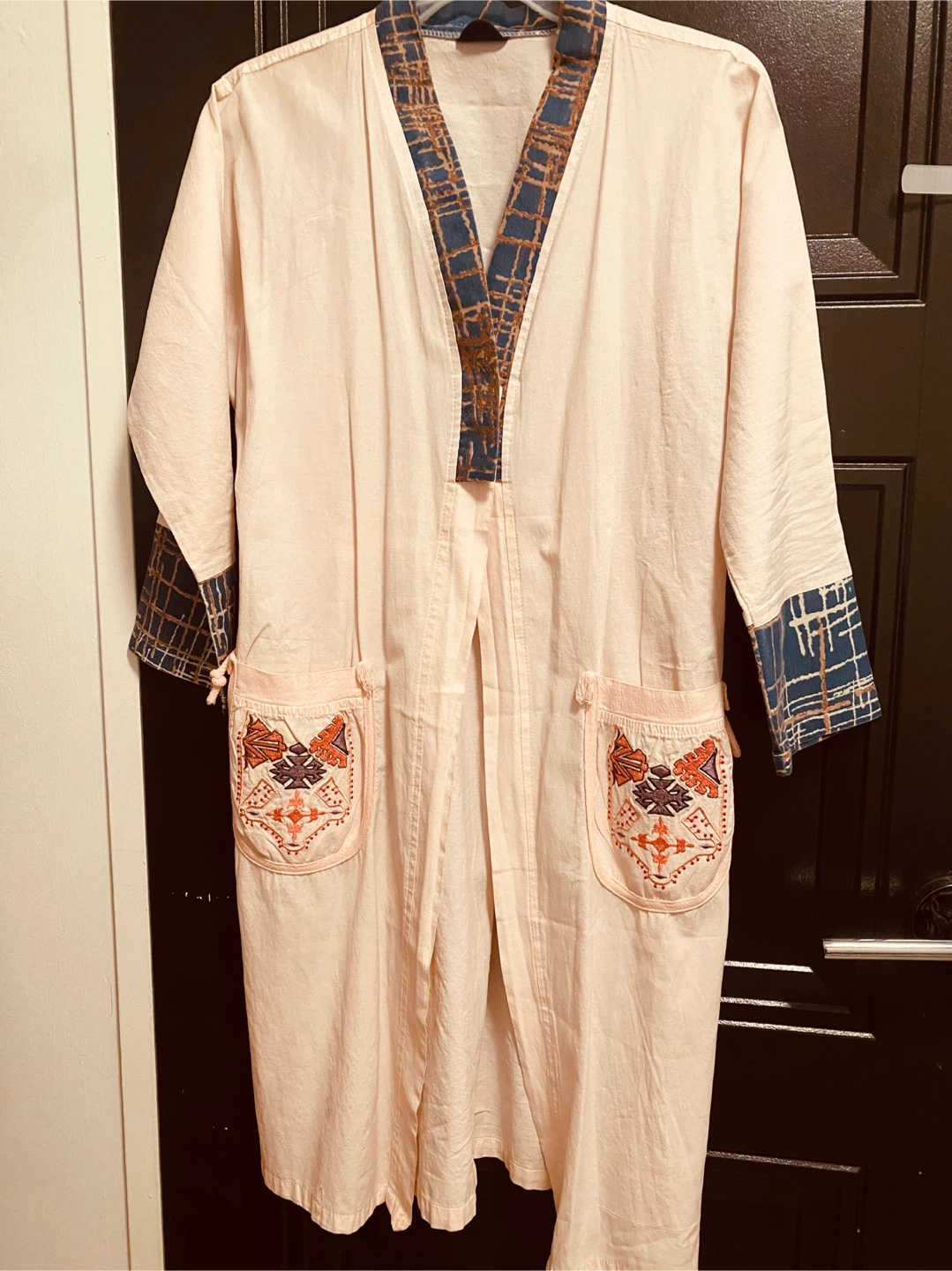 Zagros A.M Robe/ Cardigan - Size M