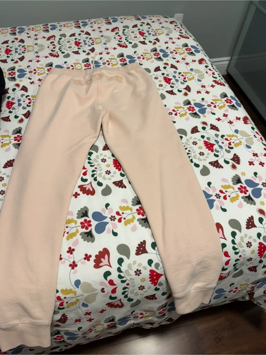 Roots Sweatpants - Size M/M image indicator(3)