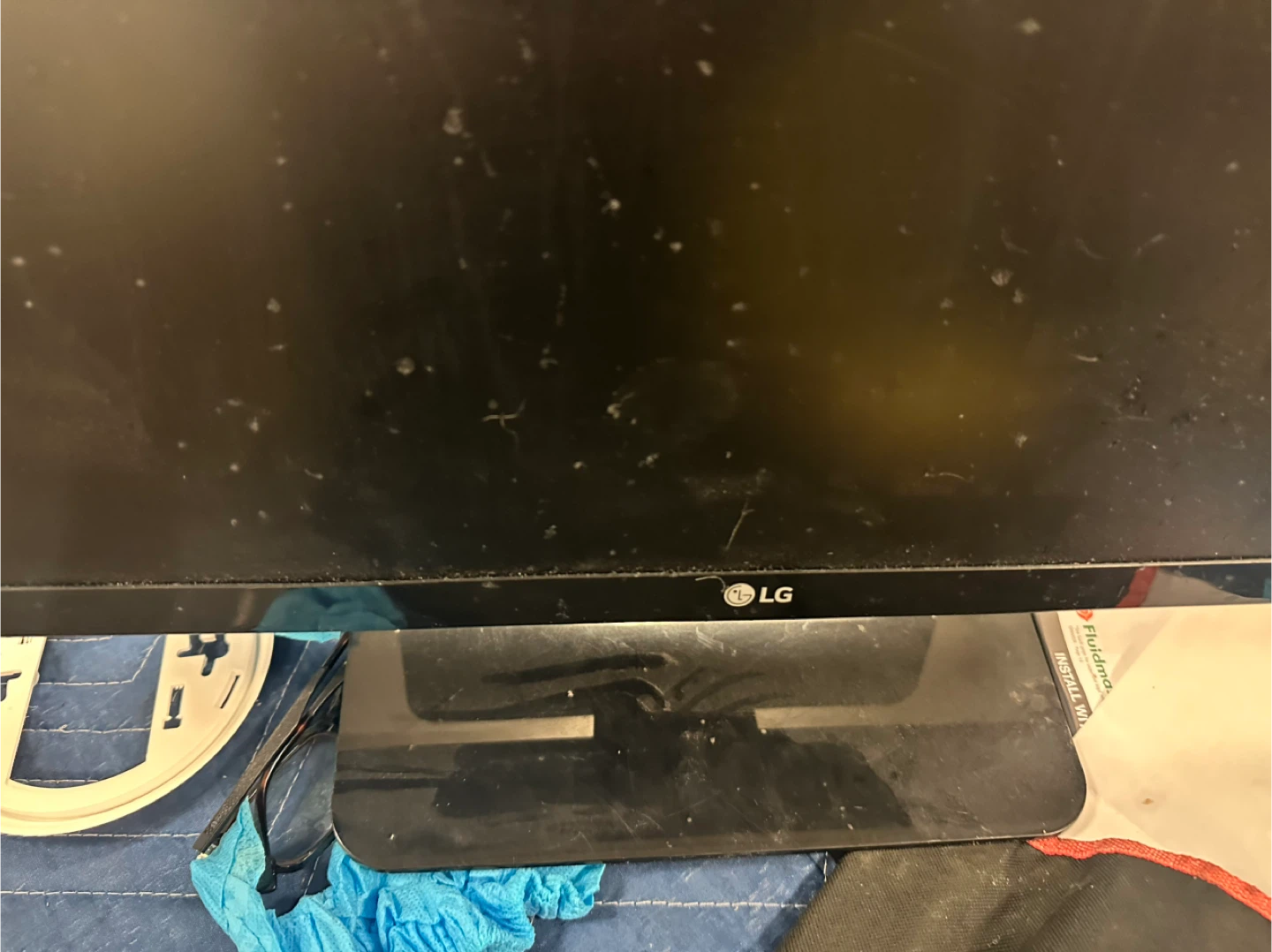 LG Monitor - photo 2