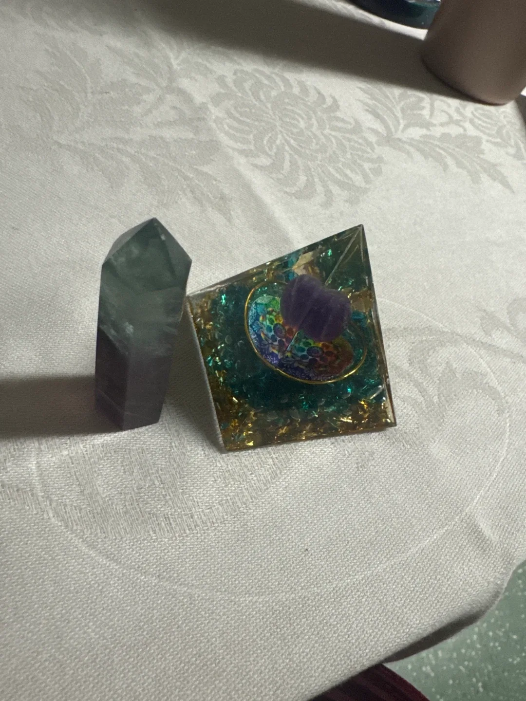 Orgone Pyramid & Fluorite Crystal image indicator(2)