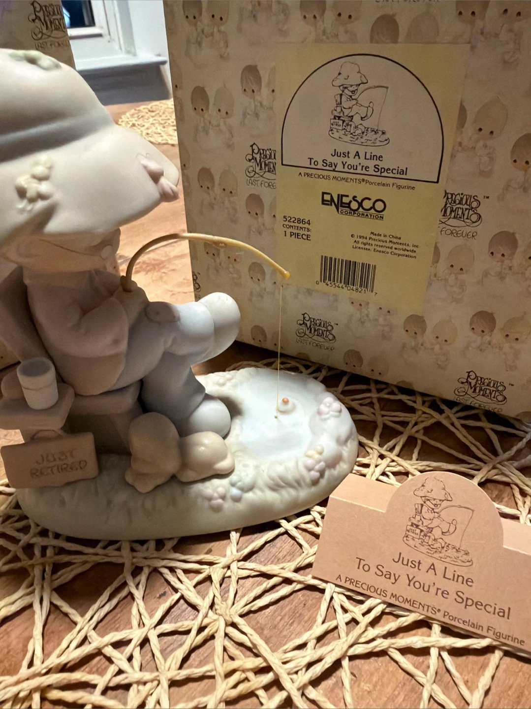 Precious Moments "Just A Line" Figurine - photo 3