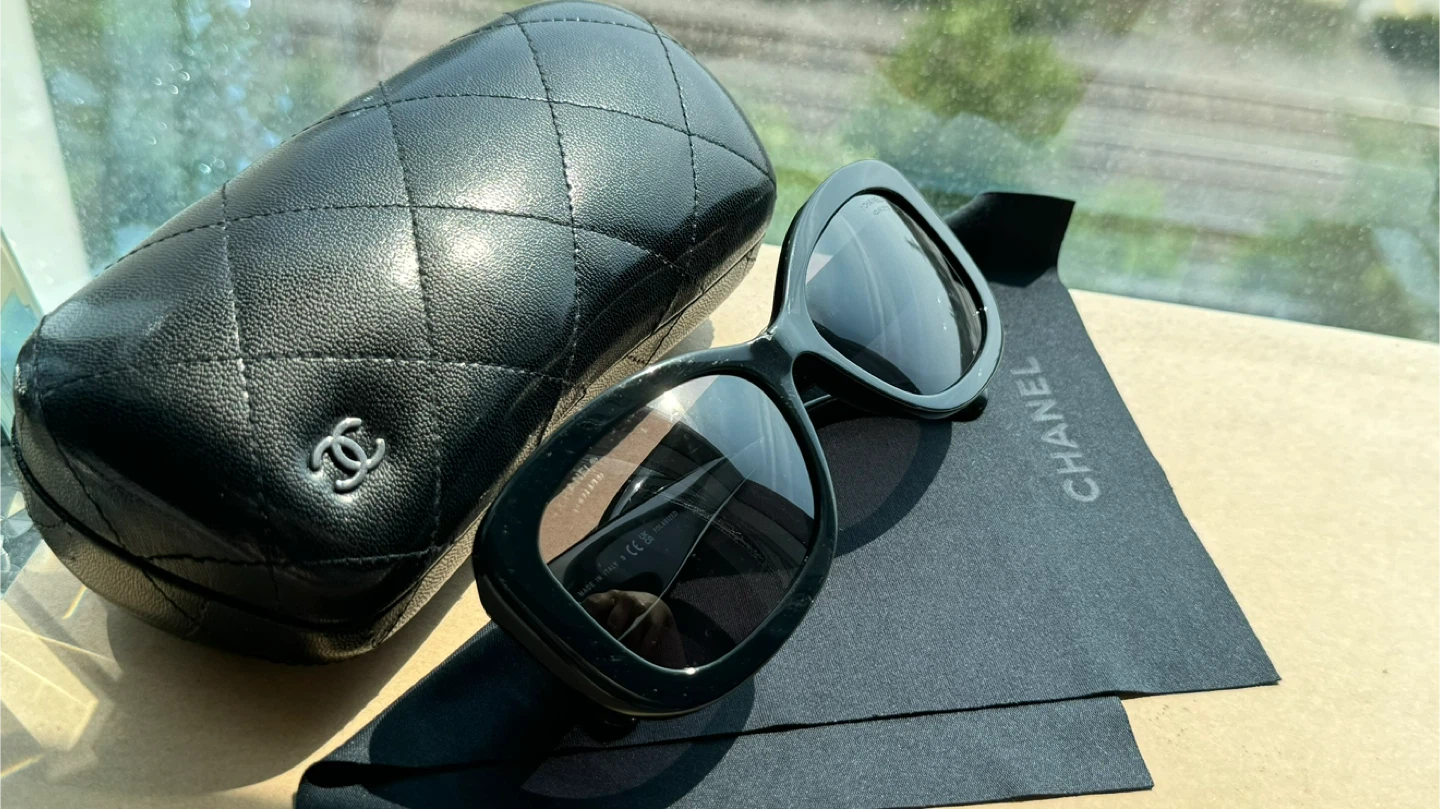 CHANEL Polarized Sunglasses Black Women.