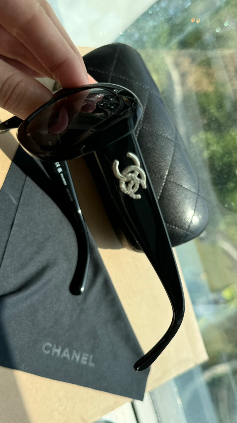CHANEL Polarized Sunglasses Black Women. - photo 4