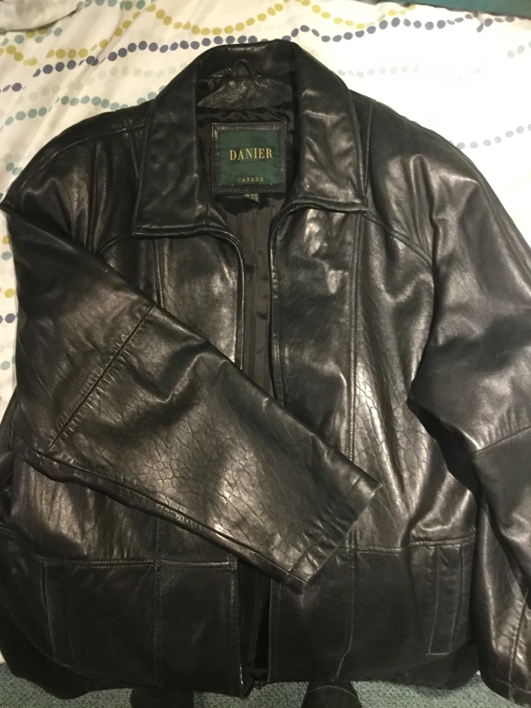 Danier Canada Black Leather Jacket XL
